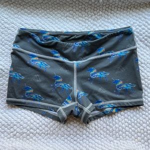 Fleo x Krissy Mae Cagney in Grey